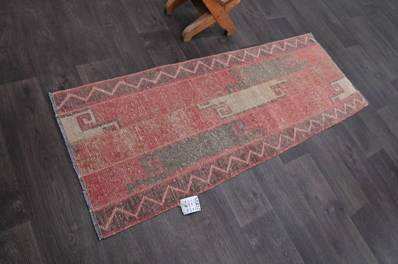 Vintage Turkish Runner Rug 2x5ft Wool Anatolian Handmade Hallway Oushak PINK gallery