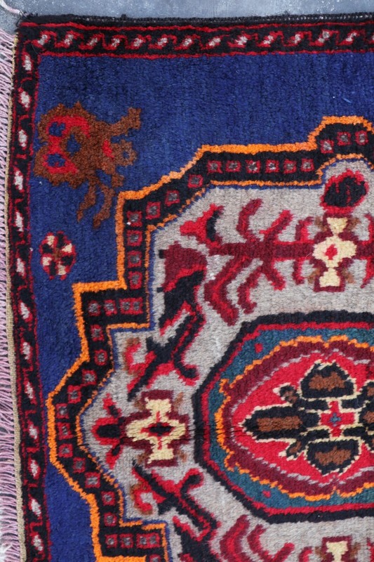 Afghan Handmade Taimani Rug 4'10 x 3'2 ft gallery