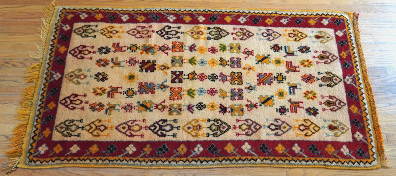 3'3" x 6'6" ANTIQUE MOROCCAN HAND KNOTTED WOOL IVORY GOLD RUG, BIRDS, TEA-POTS gallery