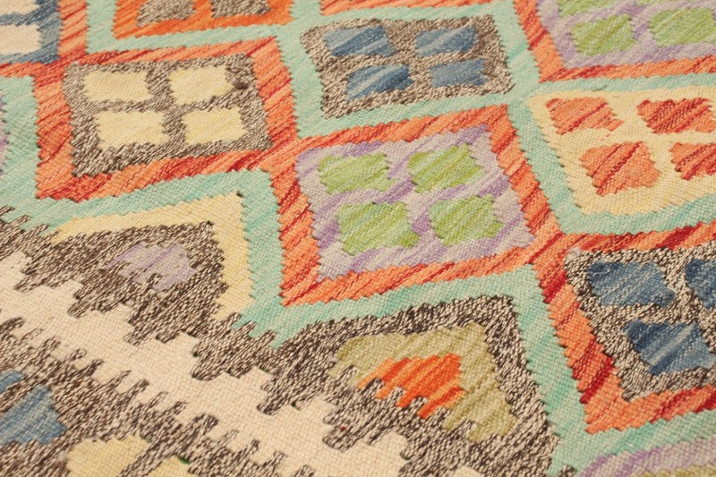 Vintage 4'0" x 6'5" Traditional Wool Hand Woven Oriental Area Rug gallery