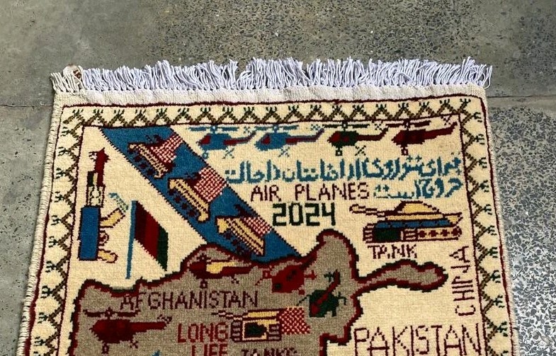 Handmade Afghan War Rugs Great Quality Beauiful design Size 80x60cm gallery