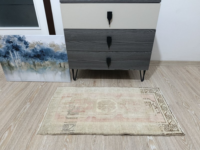 Vintage Turkish Mini Rug 1'8x3'3 ft, Pink Small Modern Oushak Rug gallery