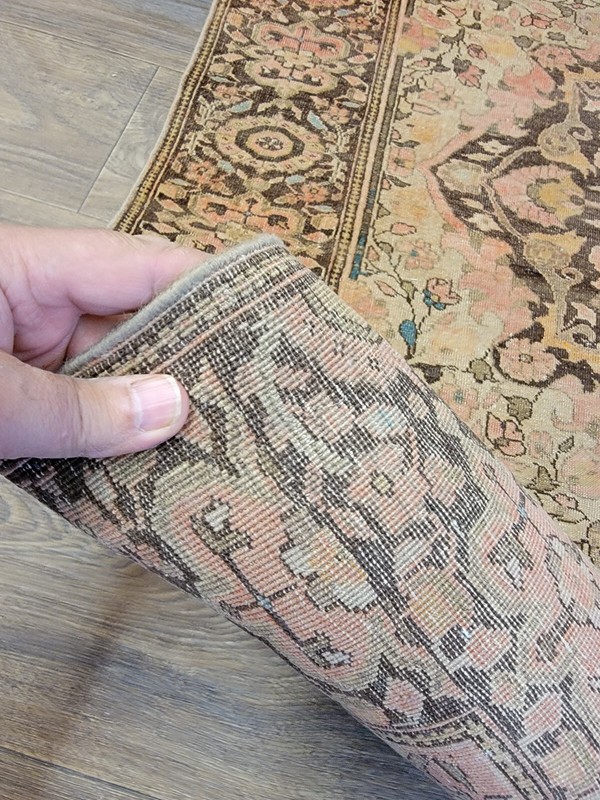 Circa 1900 Hand-Knotted antique authentic SAROUK size 3'4"×4'9" soft colors gallery