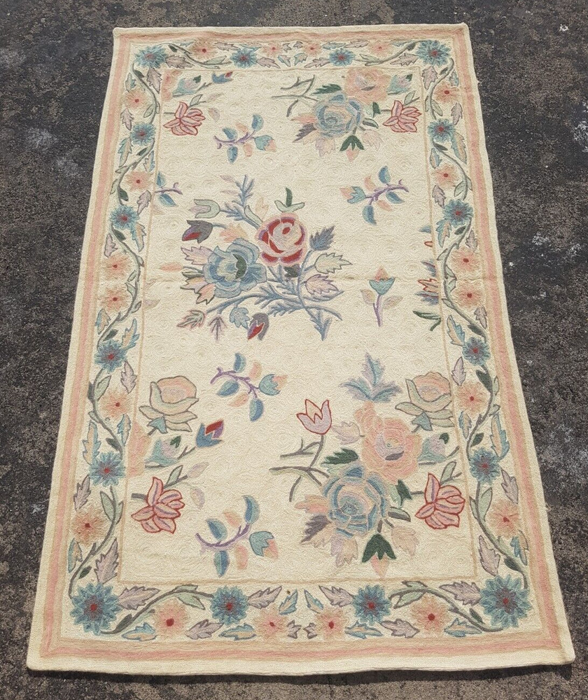 Vintage Hand Woven Traditional Kashmiri Floral Multicolor Kilim Rug 146x91 cm