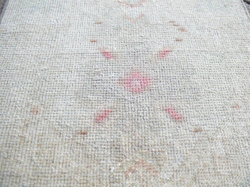 Turkish Rug 19'' x 29'' Vintage Muted Dye Oushak Rug Hand-knotted Small Wool Rug gallery