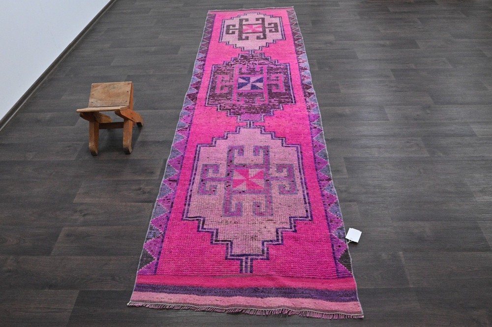Vintage Turkish Runner Rug 3x10ft Wool Anatolian Handmade Hallway Oushak PINK