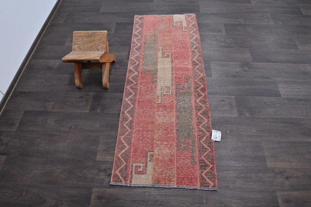 Vintage Turkish Runner Rug 2x5ft Wool Anatolian Handmade Hallway Oushak PINK