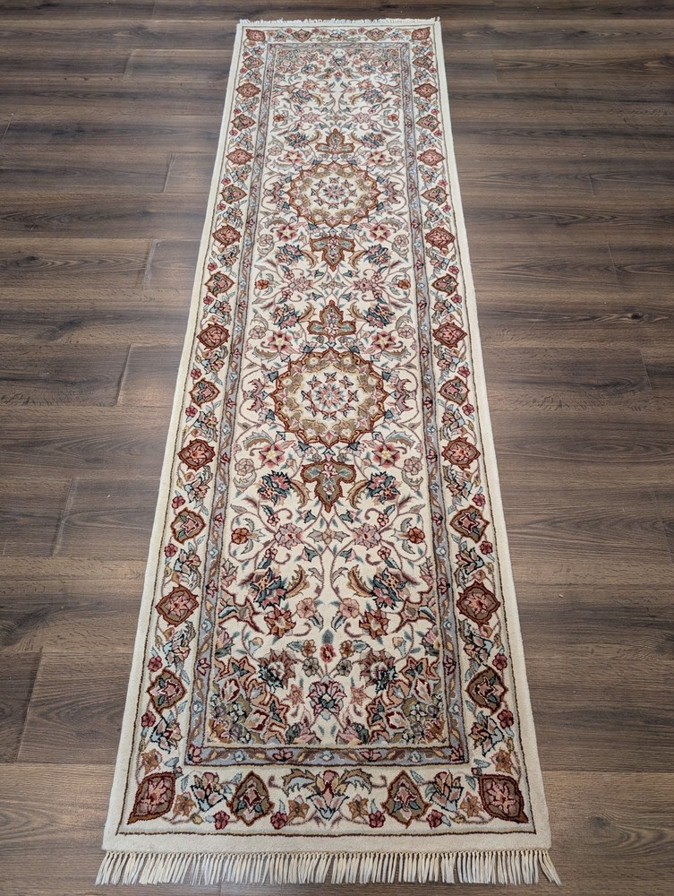 Per'sian Design Runner Rug 2.6 x 8.6, Ivory, Wool and Silk, Hand Tufted