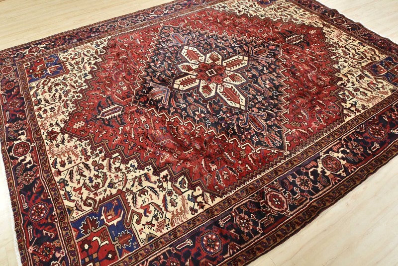 Vintage Tribal Rug 8’5” x 10’10” Red Wool Traditional Hand-Knotted Carpet gallery