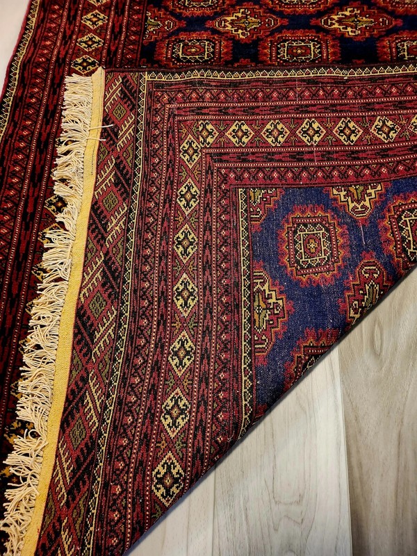 Zahir Shahi design, (King Diamond) Made of Pure Sheeps wool, Hand Knotted. gallery