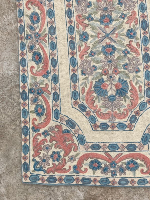 Vintage Handmade Kashmiri Crewel Floral Wool Chain Stitch Rug 116x70 cm gallery