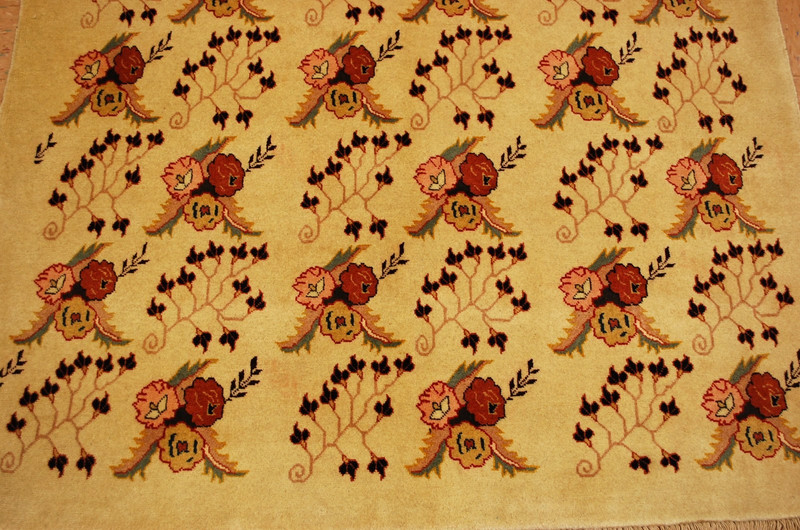 NATURAL WOOL Old Orintal Rugs, Hand Woven,knotted size Approximately 4'8" x6'10" gallery