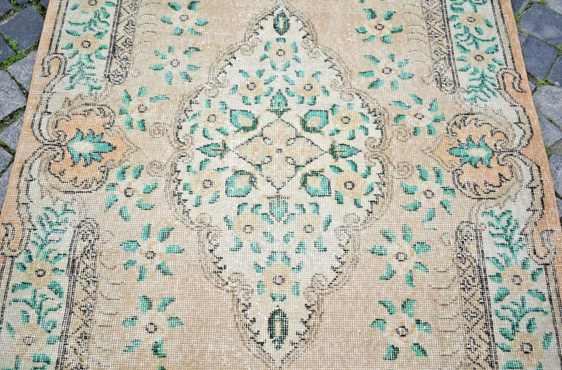 Vintage Turkish Rug 44'' x 81'' Muted Dye Rug Hand-Knotted Low Pile Oushak Rug gallery
