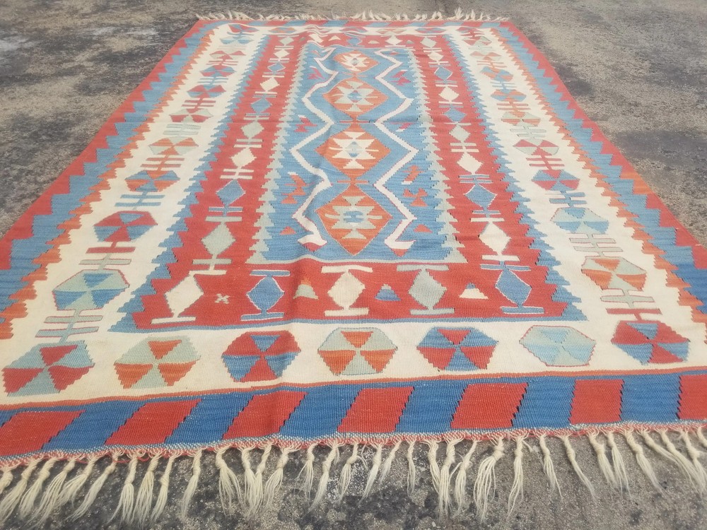 Distressed Fine Vintage Traditional Handmade Turkish Wool Kilim 5.9x3.8 ft