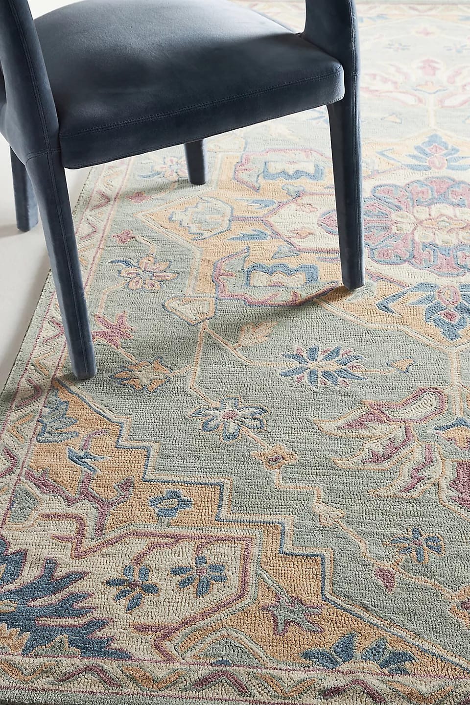 Hand-Tufted Wool Rug – Loop Weave Elegance in Soft Pastel Medallion Design gallery