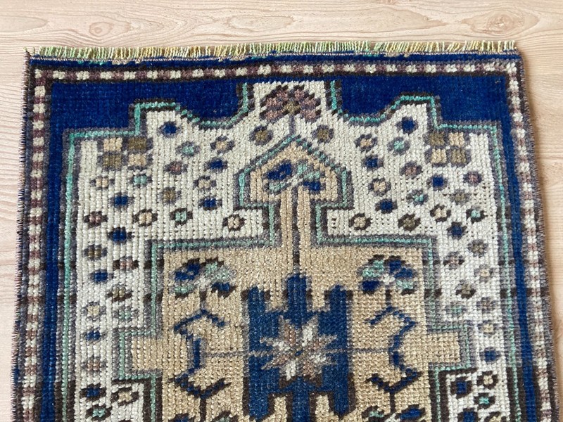 Blue rug, Square rug, Turkish rug, Vintage rug, Wool rug, Doormat, 1.4 x 1.6 ft gallery