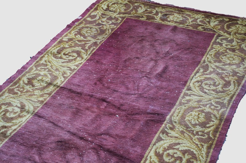 Antique Spanish Monastery Savonnerie rug early 19.th century Burgos gallery
