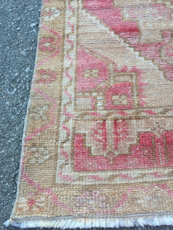 Vintage Turkish Rug 2x3 Fuchsia Pink Hand Knotted Wool Small Accent Oushak Mat gallery