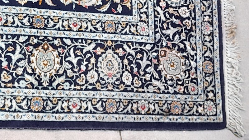 Kashaan design hand knotted wool rug in excellent condition gallery
