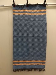 Vtg New WI Hand Loomed Diamond Textured Blue Salmon Fringed Throw Rug 27.25 x 59