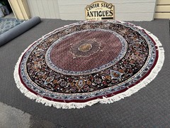 RUG 19: Large Round Oriental Area Rug Carpet