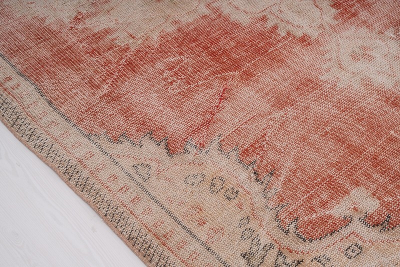 Faded Turkish Rug Vintage Area Rug Old Oushak Rug Antique Rug 5x9 Handmde Rug 16 gallery