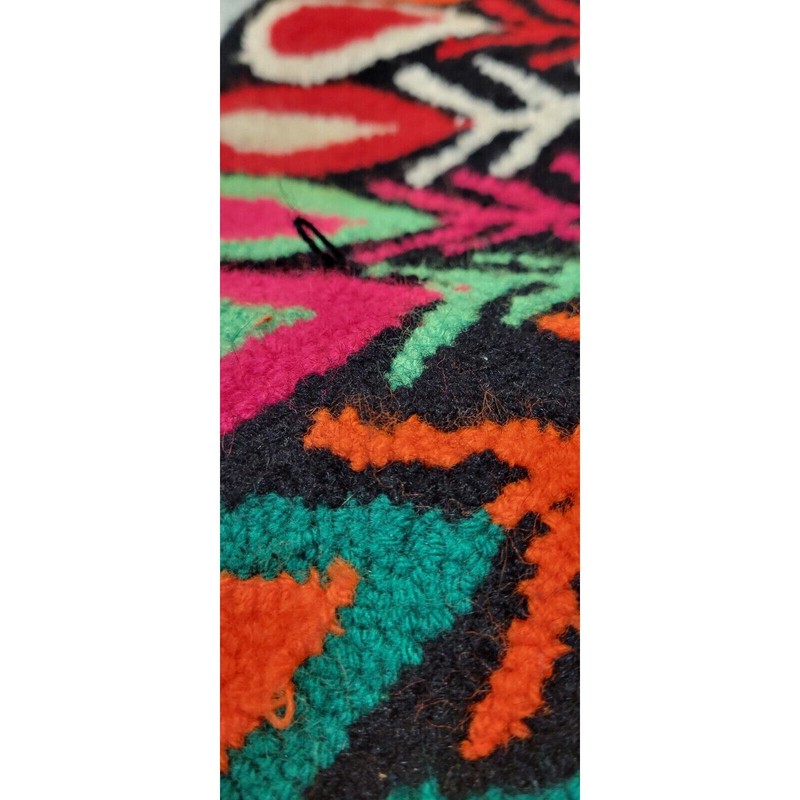 Vtg Handmade Venezuelan Peacock Rug 30" Round Bright Colors Stunning Venezuela gallery
