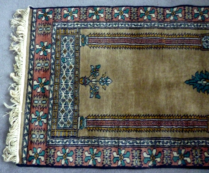 Vintage Rug 3' 6" x 2' Decorative wool rug gallery
