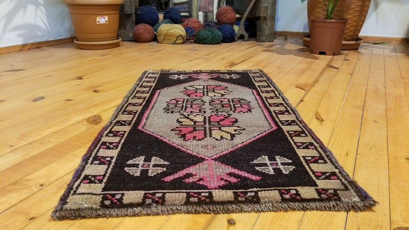 Vintage 1970-1980s Turkish Tribal Rug 1'5" × 2'7" gallery