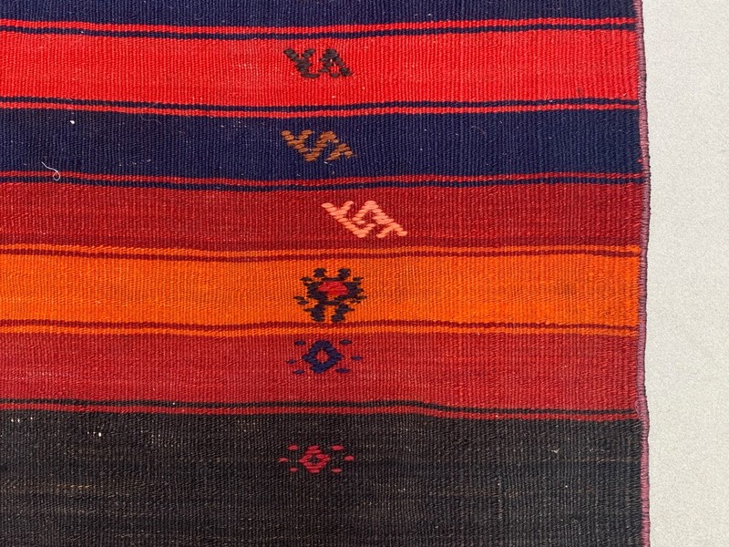 Old Turkish narrow Kilim Runner 285x63 cm shabby chic, vintage kelim gallery
