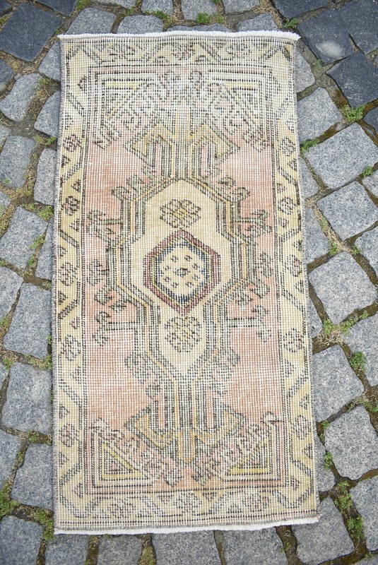 Turkish Rug 17'' x 35'' Vintage Kilim Small Anatolian Oushak Wool Low Pile Rug gallery