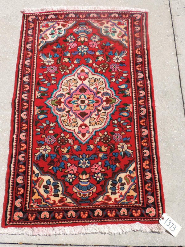 2x4ft. Handmade Lillihan Wool Rug gallery