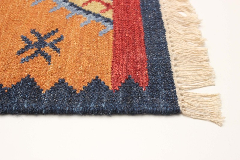 Vintage 5'3" x 8'1" Traditional Wool Hand Woven Oriental Area Rug gallery