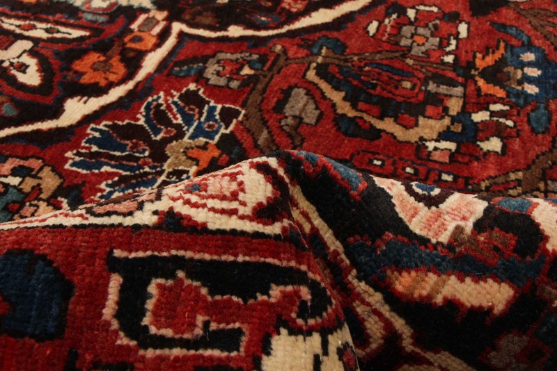 Vintage 6'4" x 9'7" Traditional Hand Knotted Vegetable Dye Wool Area Rug gallery