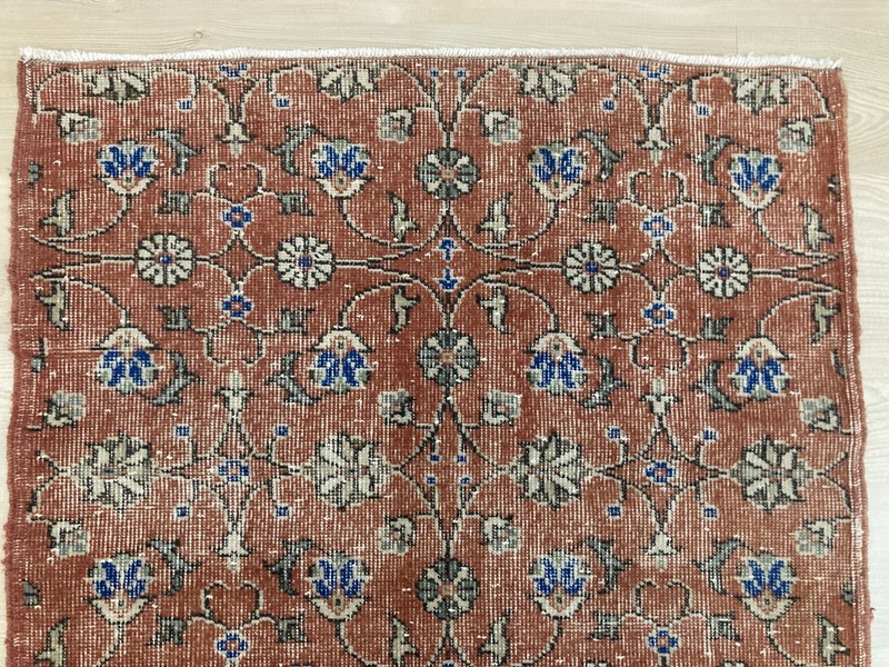 Red rug, Turkish rug, Vintage Rug, Handmade rug, Area rug, 3.1 x 6.6 ft gallery