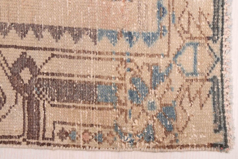 Vintage Hand-Knotted Area Rug 5'4" x 9'5" Traditional Wool Carpet gallery