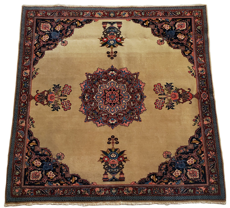 Plush KASHANN Square rug Medallion Beige - 4'4" x 4'5"