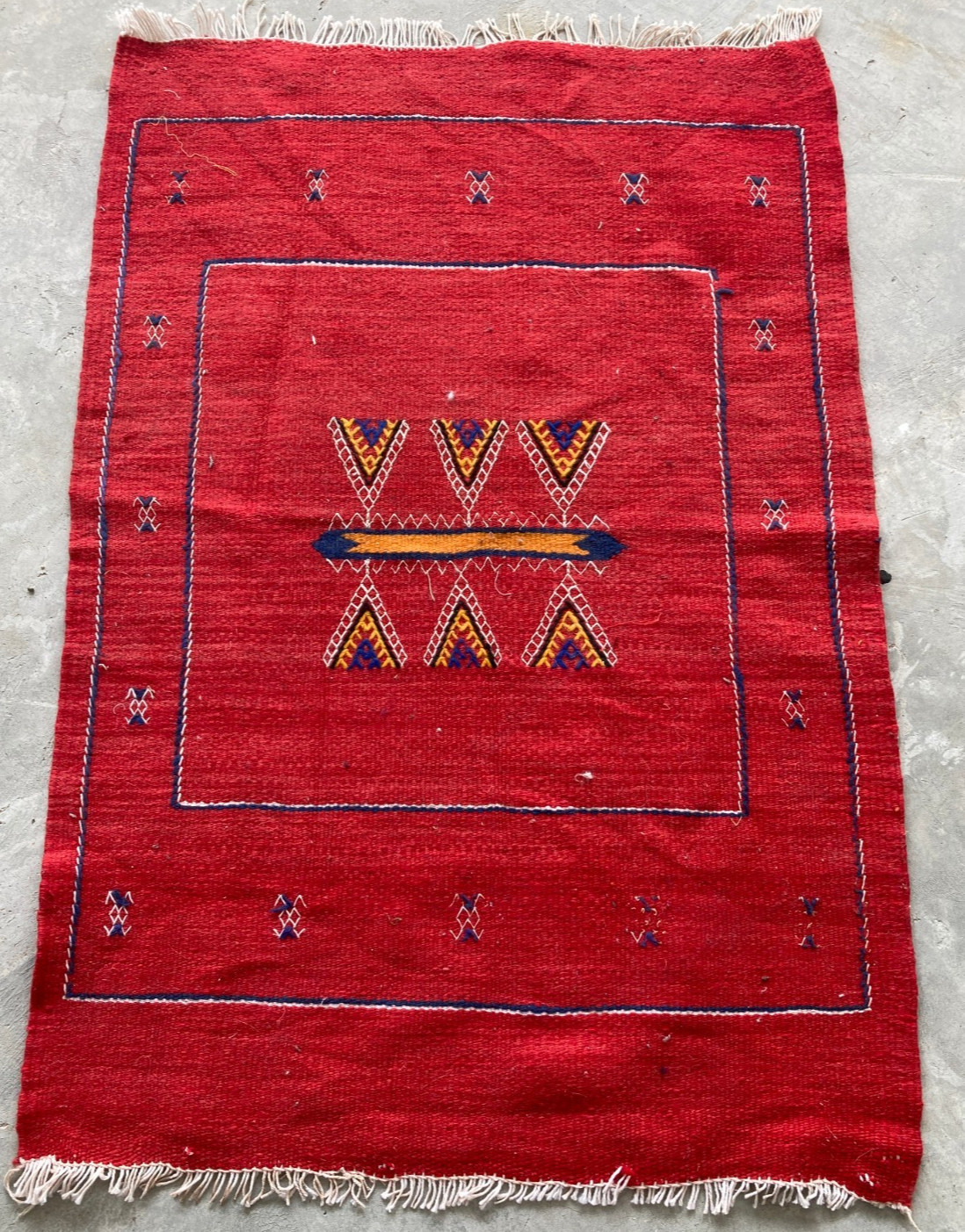 Vintage Traditional Handmade Moroccan Berber Wool Kilim Floor Rug 100x68 cm gallery