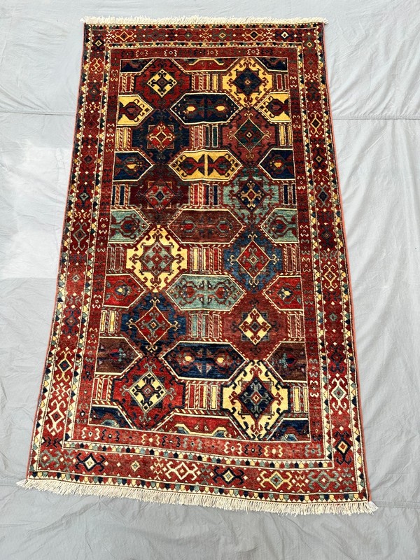 COLLECTORS' ITEM Vintage Stunning Natural Vegetable Dye Fine Quality Shirvan Rug gallery