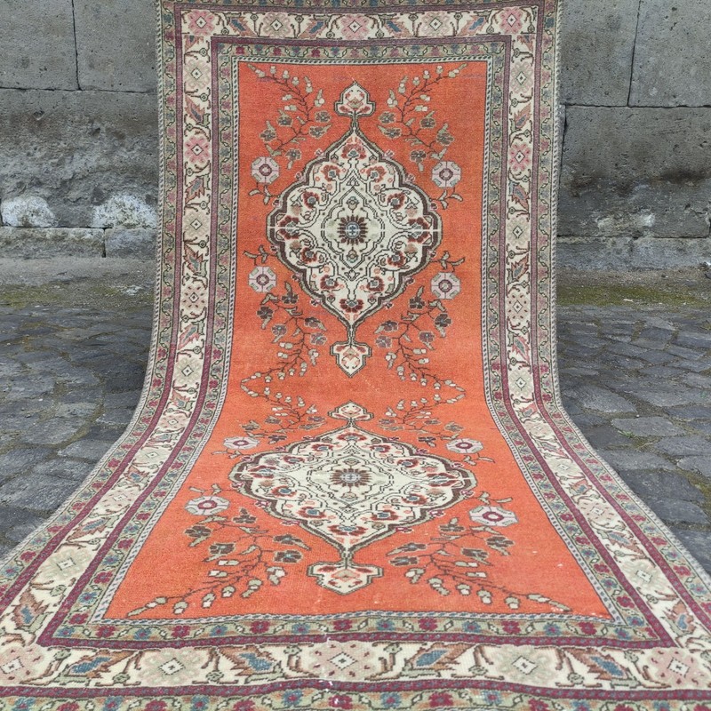Vintage Area Rug 3.05 x 6.2 ft Bunyan Carpet , 3x6 Handmade 93 x 189 cm gallery
