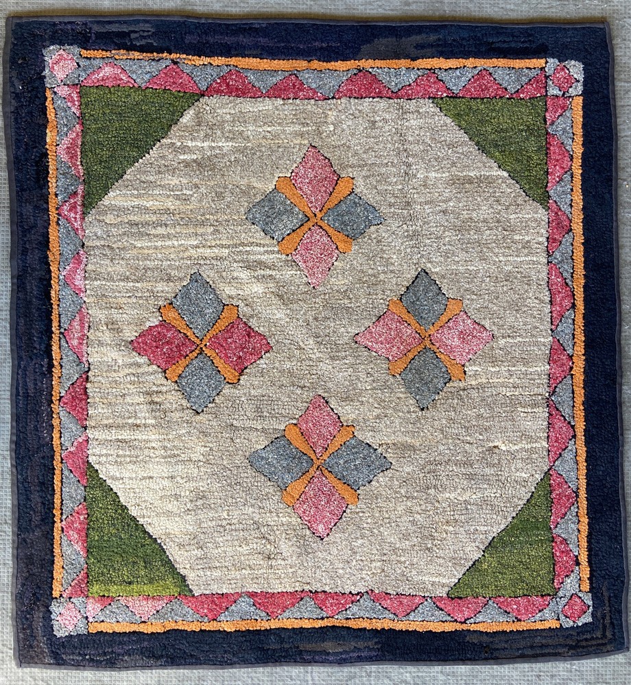 3.2x3.1FT Antique Hand Knotted Square Rug ⚫ FREE SHIPPING ⚫