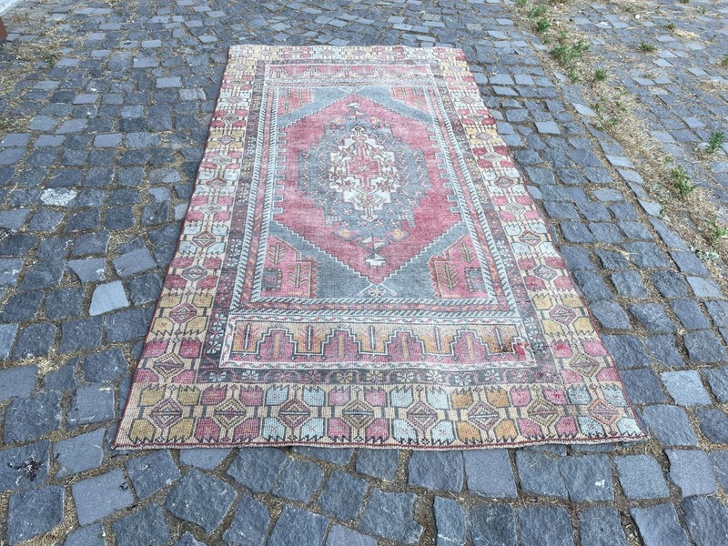 Home Decor Rug, Turkish Vintage Rug, Boho Decor Rug, 3,8 x 7,4 ft gallery