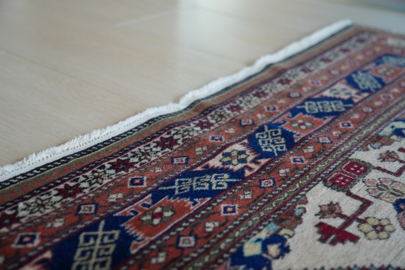 Azerbaijanian hand-knotted wool rug - Azeri - 118 cm x 176 cm - 46 in x 69 in gallery