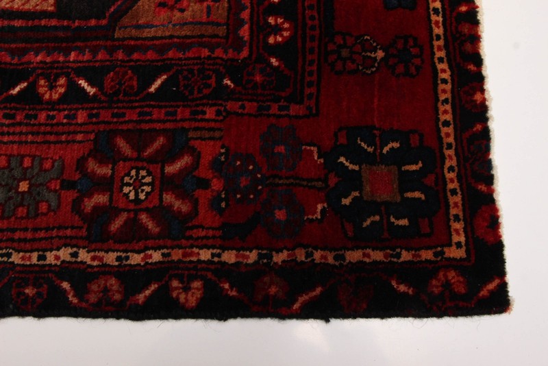 Vintage 5'4" x 8'4" Traditional Hand Knotted Vegetable Dye Wool Area Rug gallery