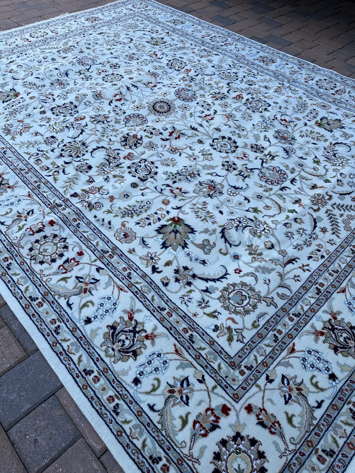 Top Quality New White & Blue Oriental Rug Handmade in India, Silk Accents, 9x12 gallery