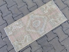 Muted Pink Oushak Wool Rug 16″x35″ Small Vintage Runner Blush Cream Green