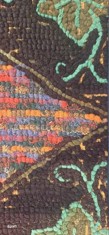 Vintage Primitive Hand Hooked Rag Rug Folk Art Leaf Textile Wall Decor 25½ x 19½ gallery