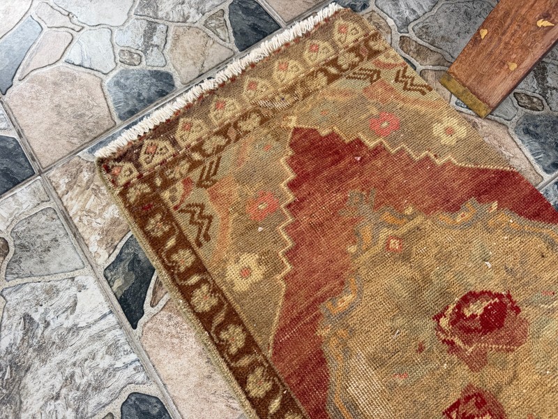 Small Vintage Turkish Runner Rug Hand Knotted Anatolian Medallion Entryway 1.5x3 gallery