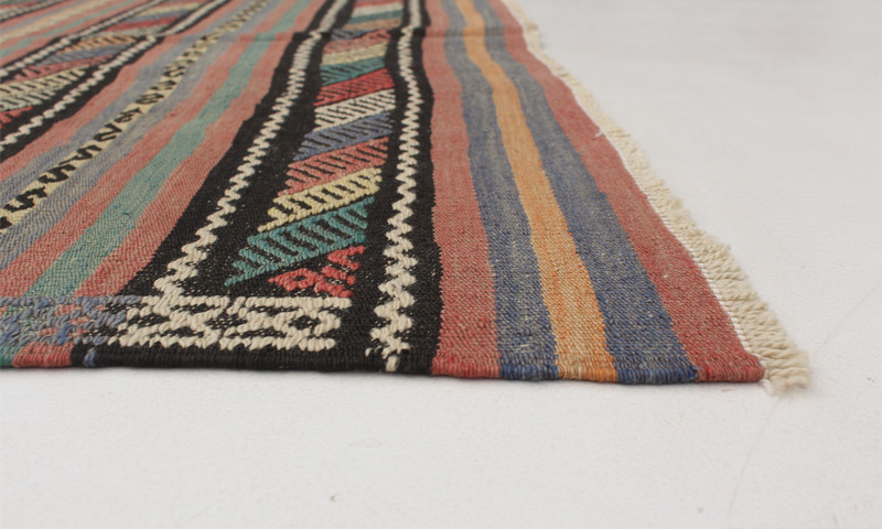 Vintage Hand Woven Area Rug 5'5" x 9'2" Traditional Wool Oriental Carpet gallery