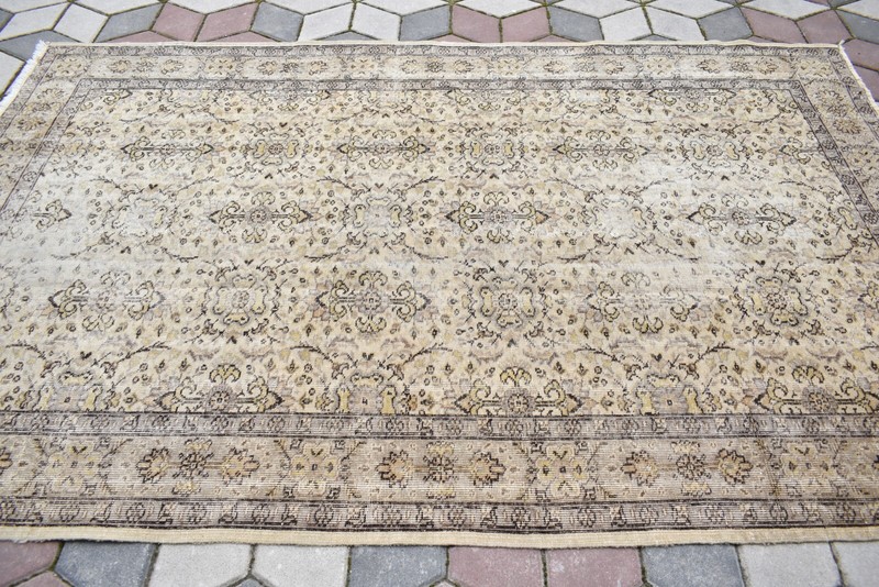 Turkish Rug 66'' x 105''Vintage Muted Dye Oushak Rug Hand-knotted Low Pile Rug gallery